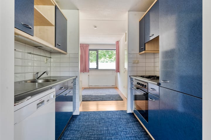 Photo 12 of Rossinistraat 16