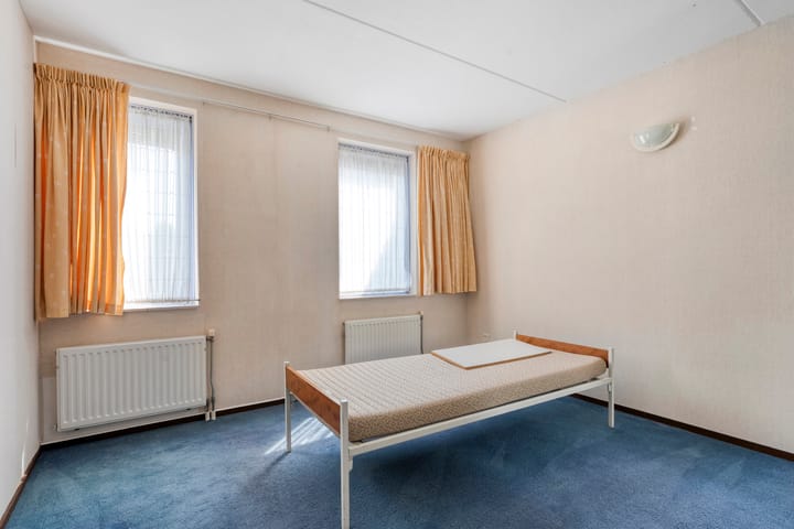 Photo 19 of Rossinistraat 16