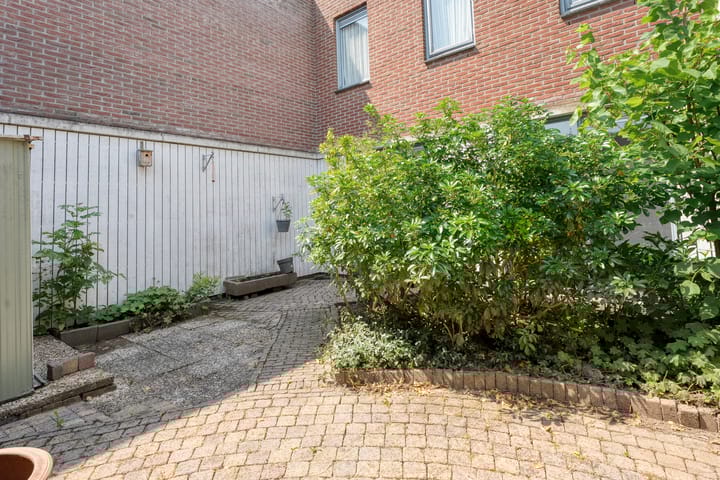 Photo 29 of Rossinistraat 16