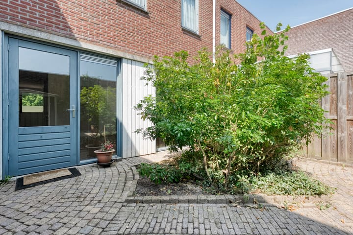 Photo 32 of Rossinistraat 16