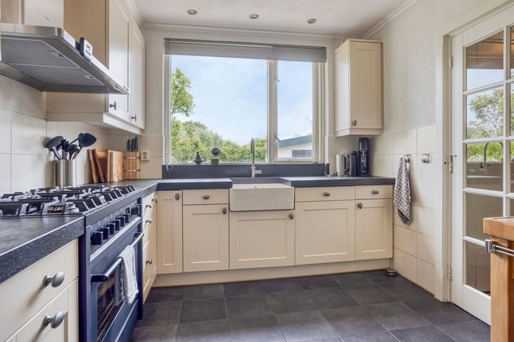 Photo 13 of Meester van Coothstraat 18-A