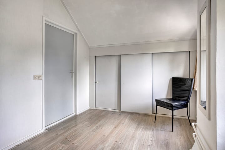 Photo 26 of Meester van Coothstraat 18-A