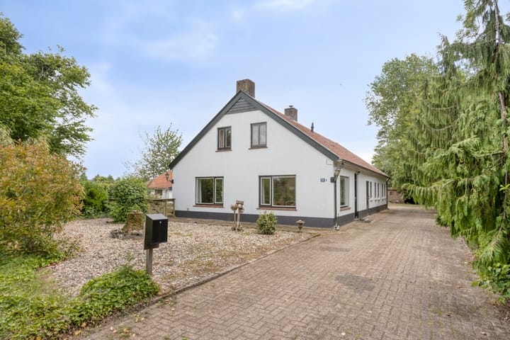 Photo 44 of Meester van Coothstraat 18-A