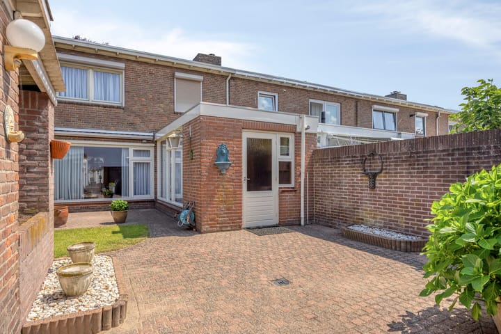 Foto 2 van Bredestraat 1