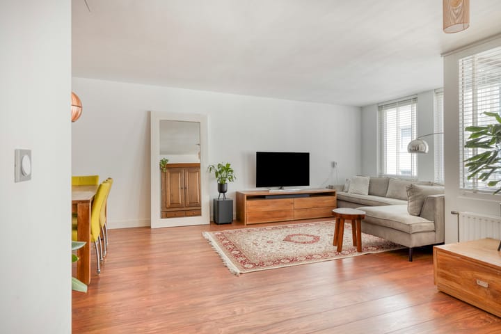 Foto 13 van Volksplein 81-C