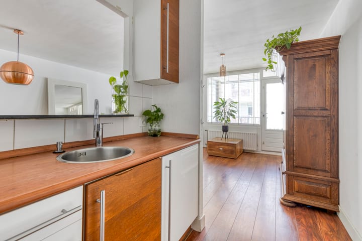 Foto 17 van Volksplein 81-C