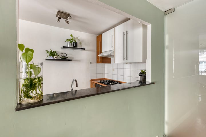 Foto 18 van Volksplein 81-C