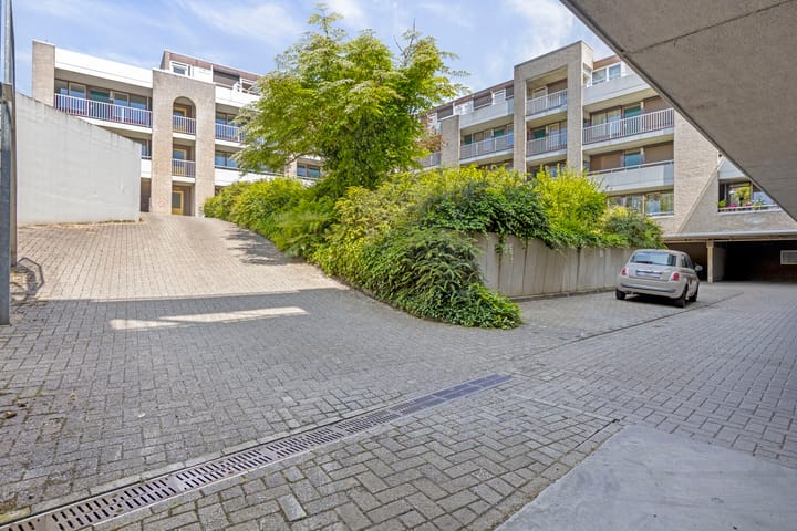 Foto 27 van Volksplein 81-C