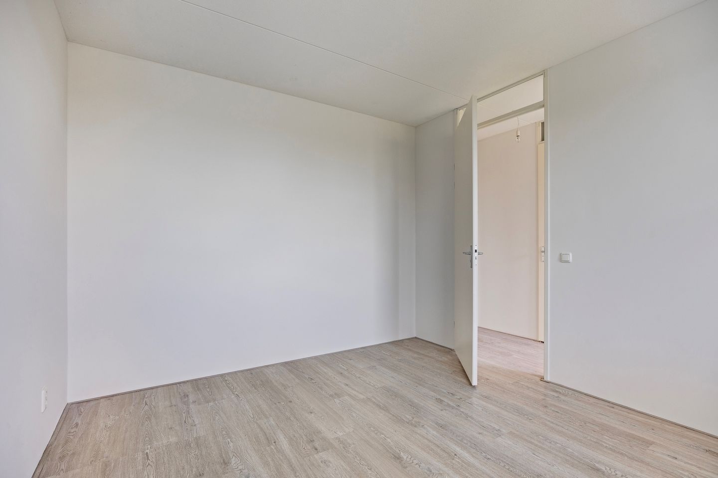 Foto 19 van Valeriaanweg 183