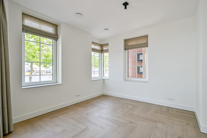 Foto 13 van Zuideinde 1-B