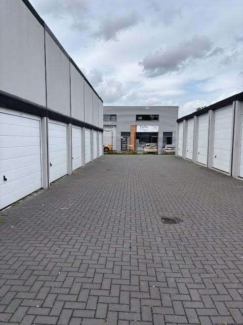 View photo 3 of Xenonweg 3-70