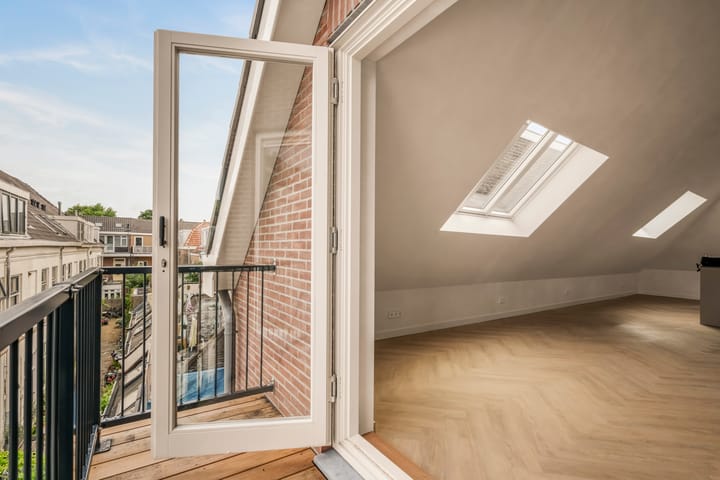 Foto 10 van Kennemerstraat 3-B