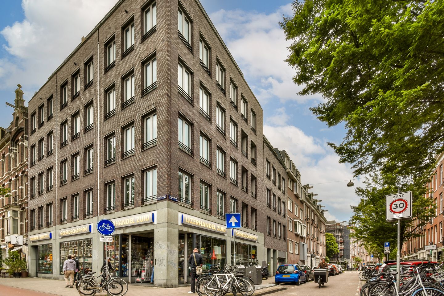 Photo 4 of Dusartstraat 13-F