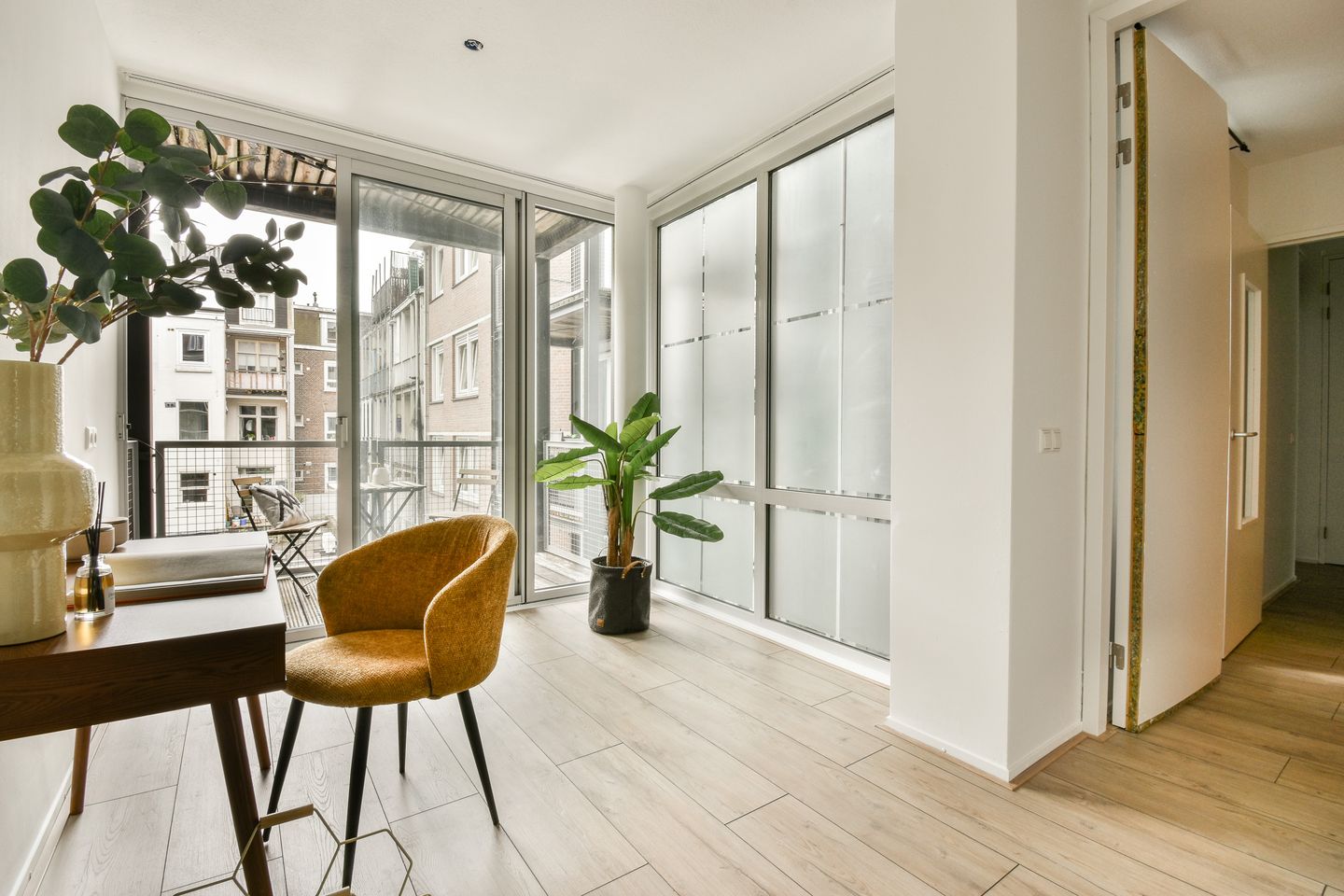 Photo 14 of Dusartstraat 13-F