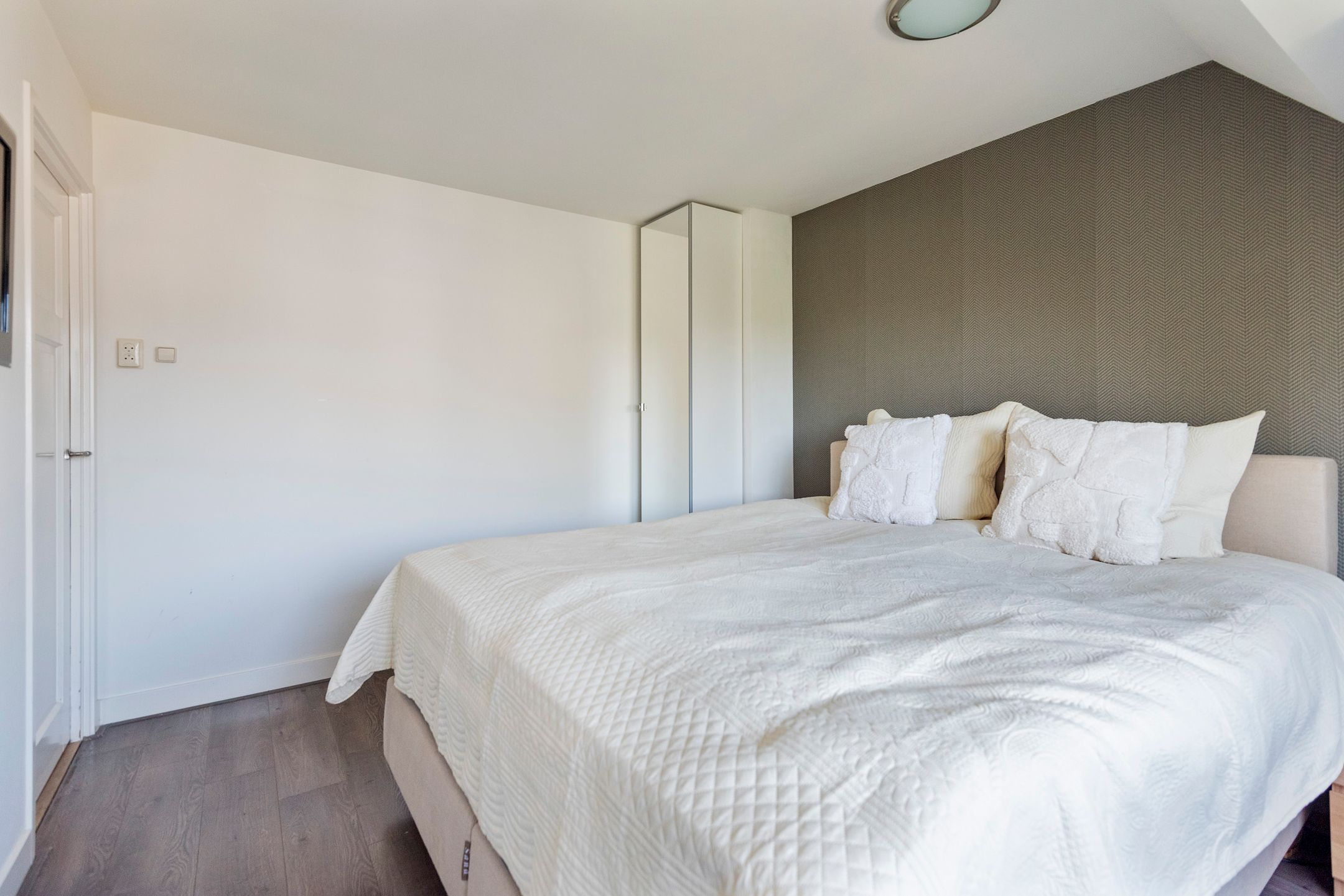 Photo 48 of Leendert Meeszstraat 92