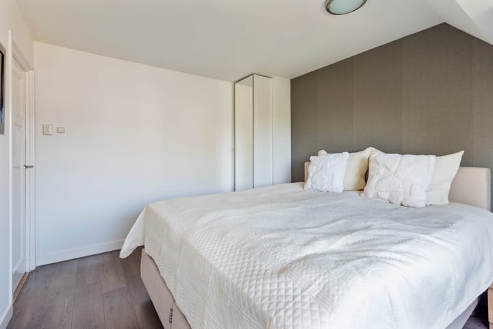 Foto 48 van Leendert Meeszstraat 92