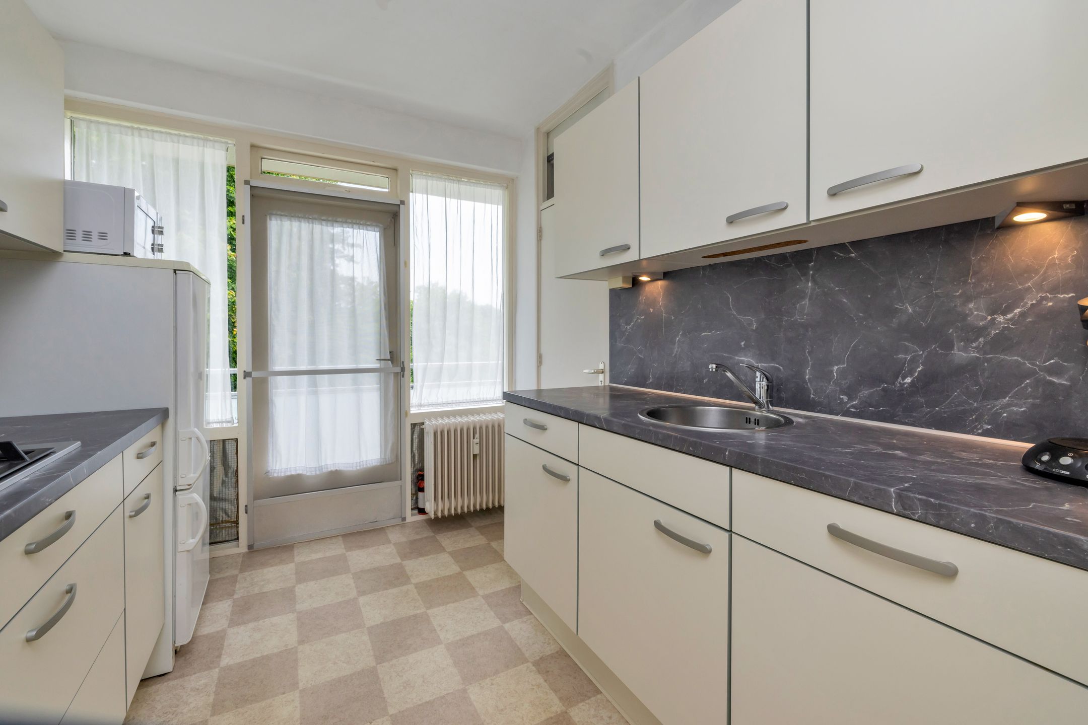 Foto 21 van Blondeelstraat 70