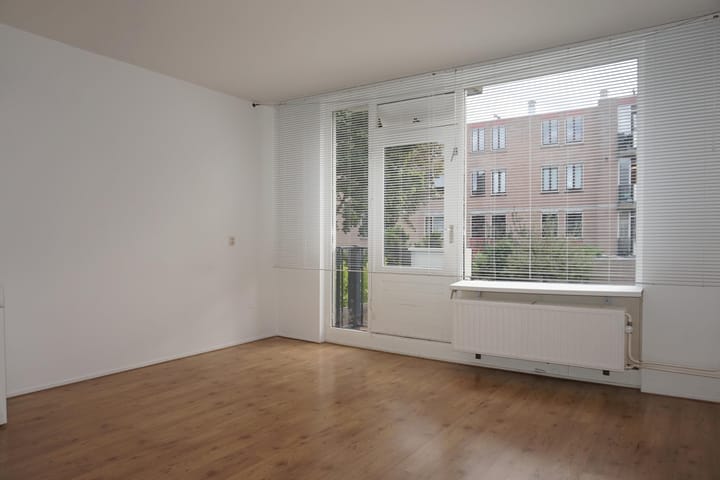 Photo 4 of Schelluinenstraat 26