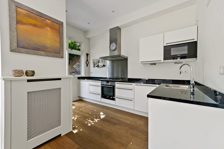 Foto 15 van Oostduinlaan 145