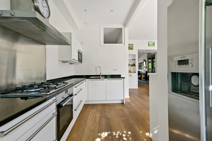 Foto 16 van Oostduinlaan 145