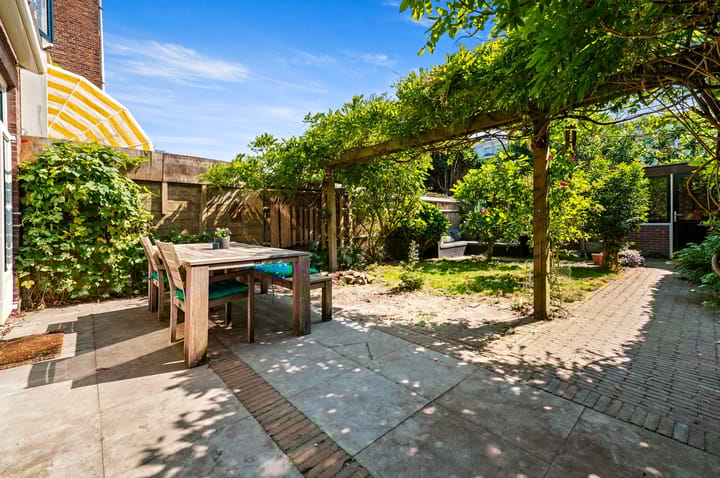 Foto 19 van Oostduinlaan 145