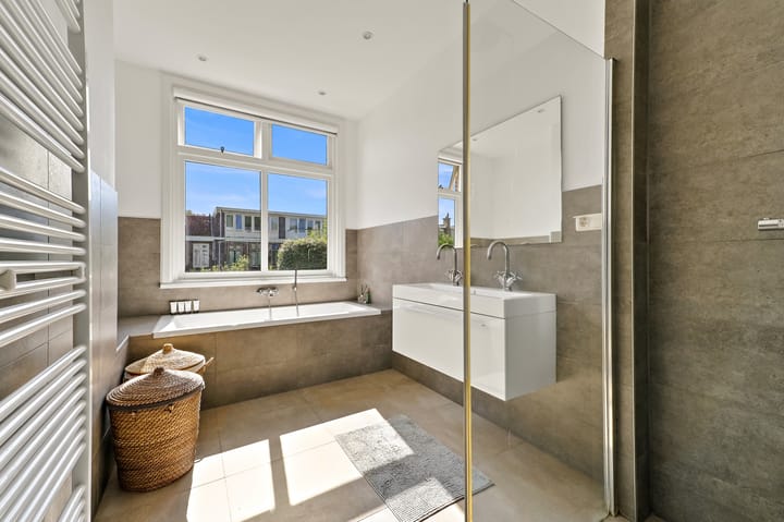 Foto 35 van Oostduinlaan 145