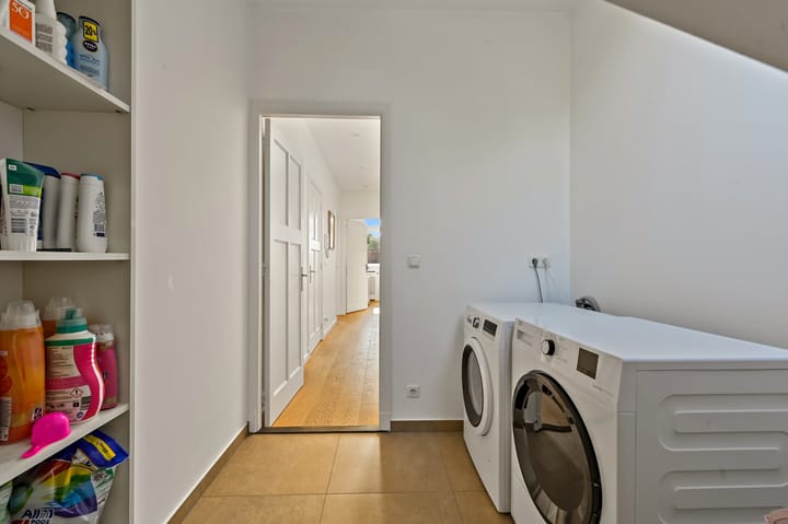 Foto 52 van Oostduinlaan 145