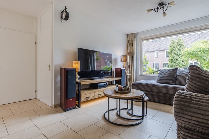 Foto 9 van Juralaan 13