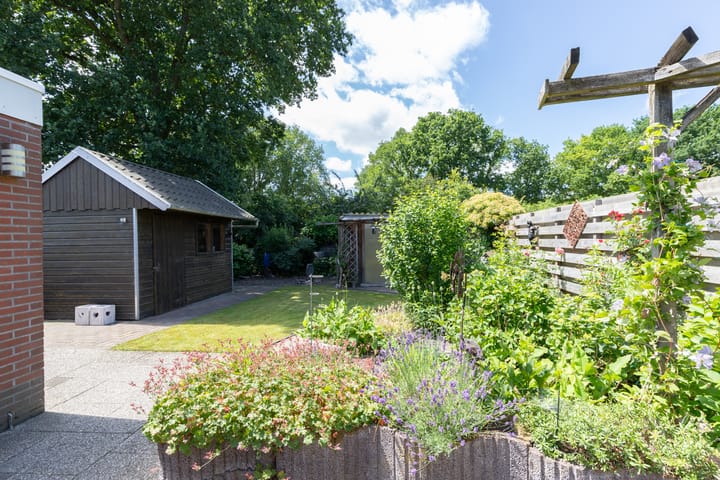 Photo 36 of Hoofdweg 170