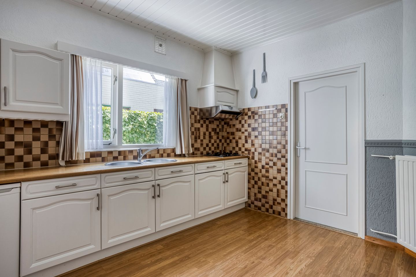 Foto 10 van Spoorstraat 224