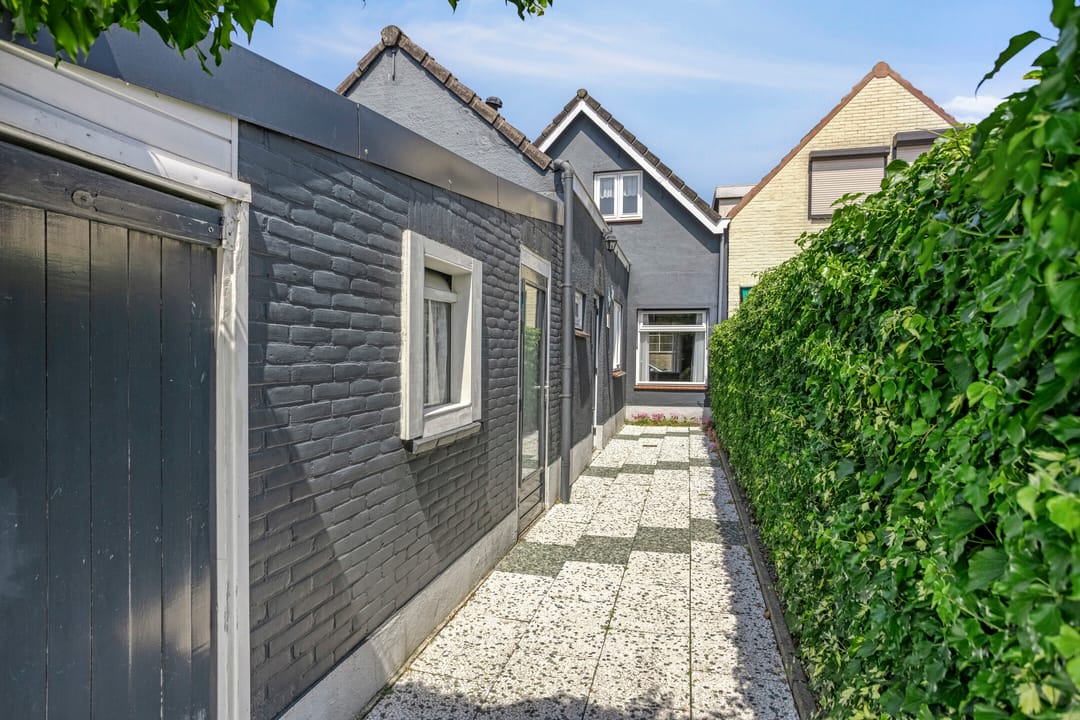 Foto 28 van Spoorstraat 224