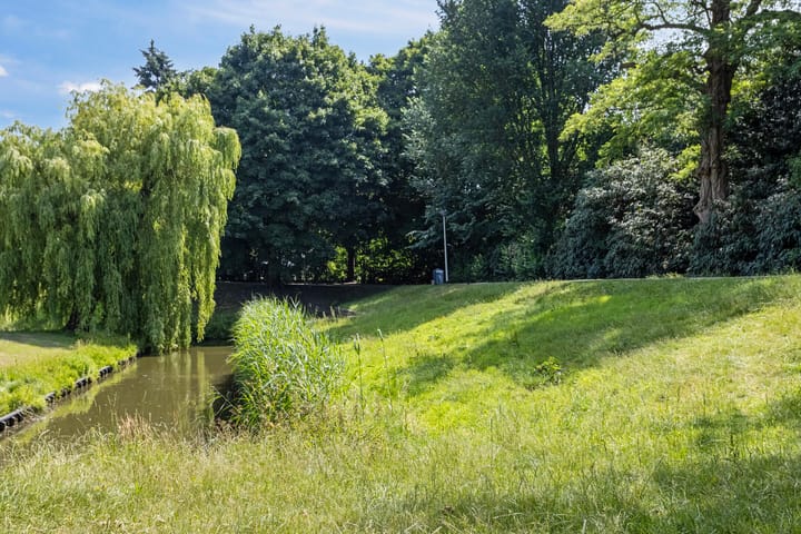 Foto 31 van Spoorstraat 224