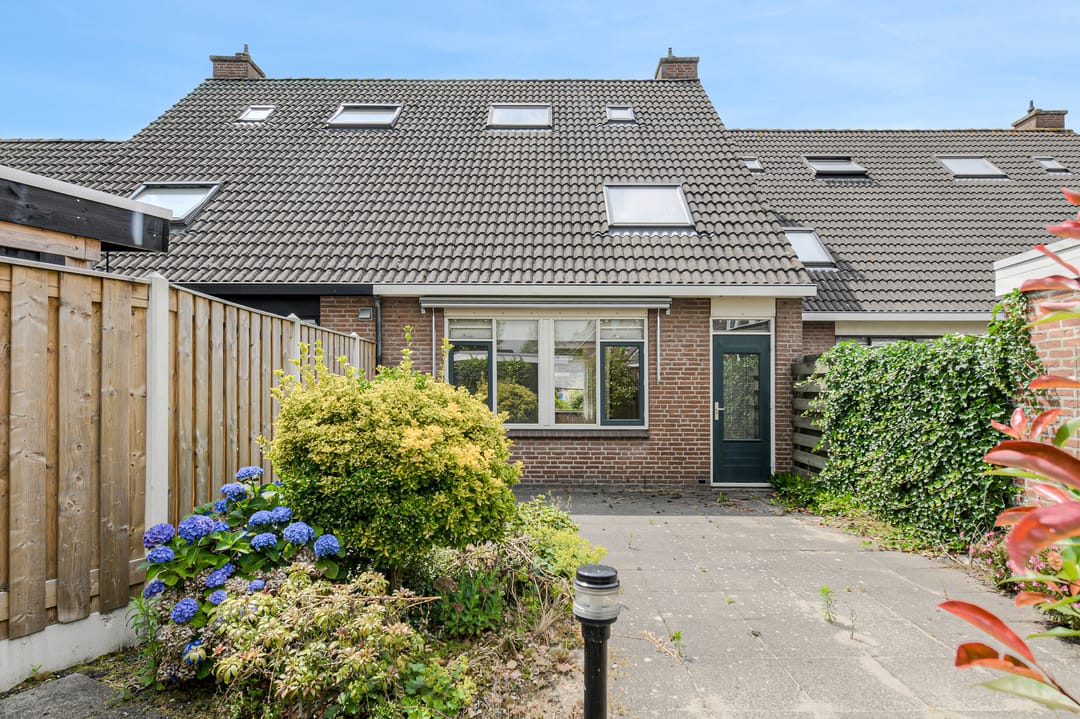 Photo 2 of Van Reesstraat 2-A