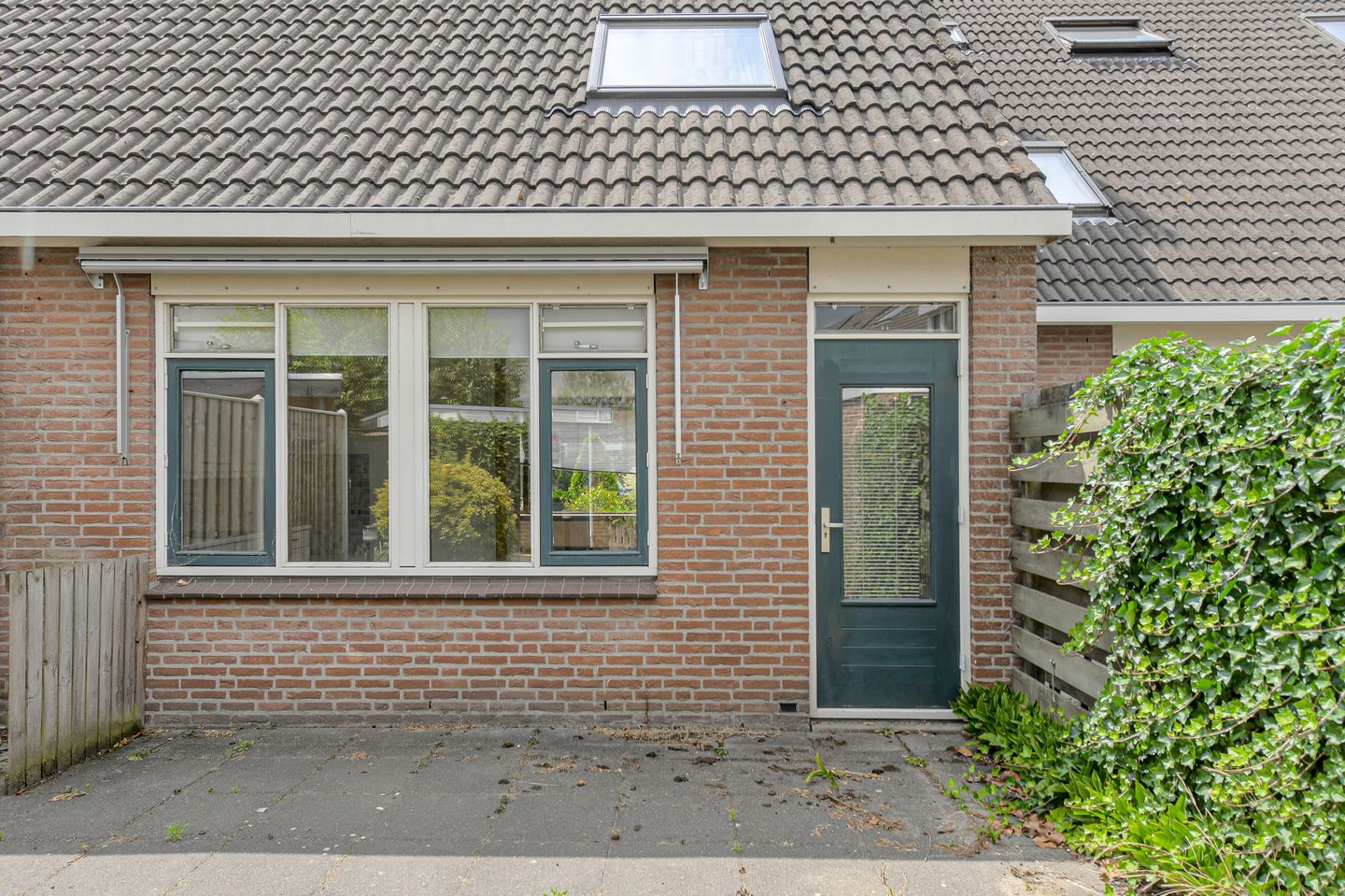 Photo 35 of Van Reesstraat 2-A