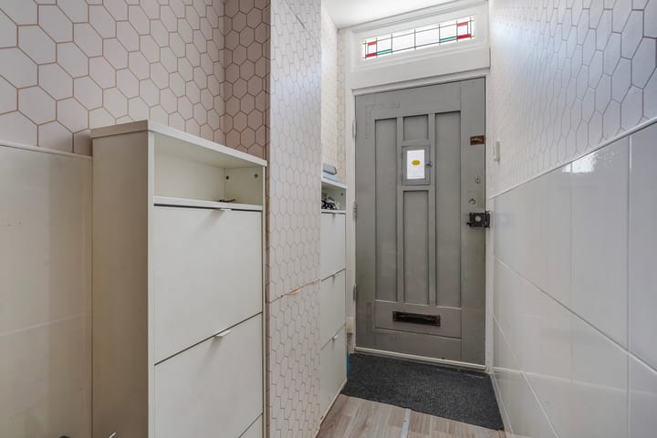 Foto 11 van Boele van Hensbroekstraat 42