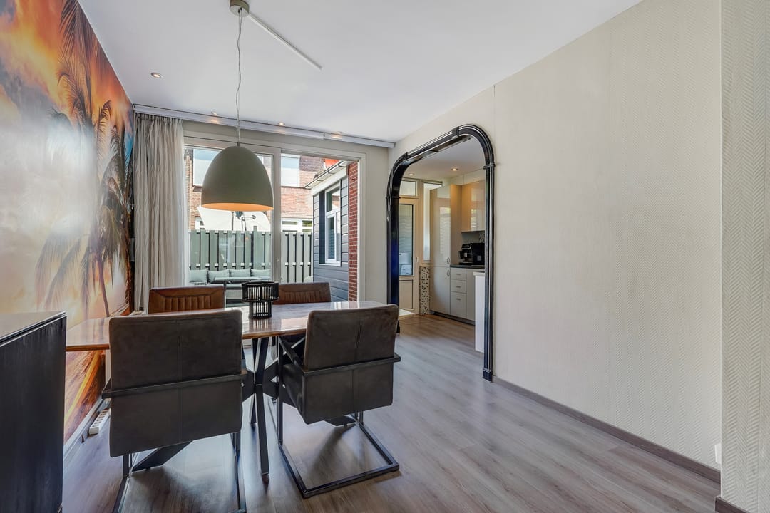 Photo 17 of Boele van Hensbroekstraat 42