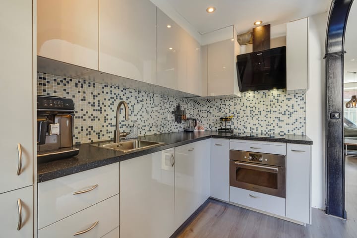 Foto 21 van Boele van Hensbroekstraat 42