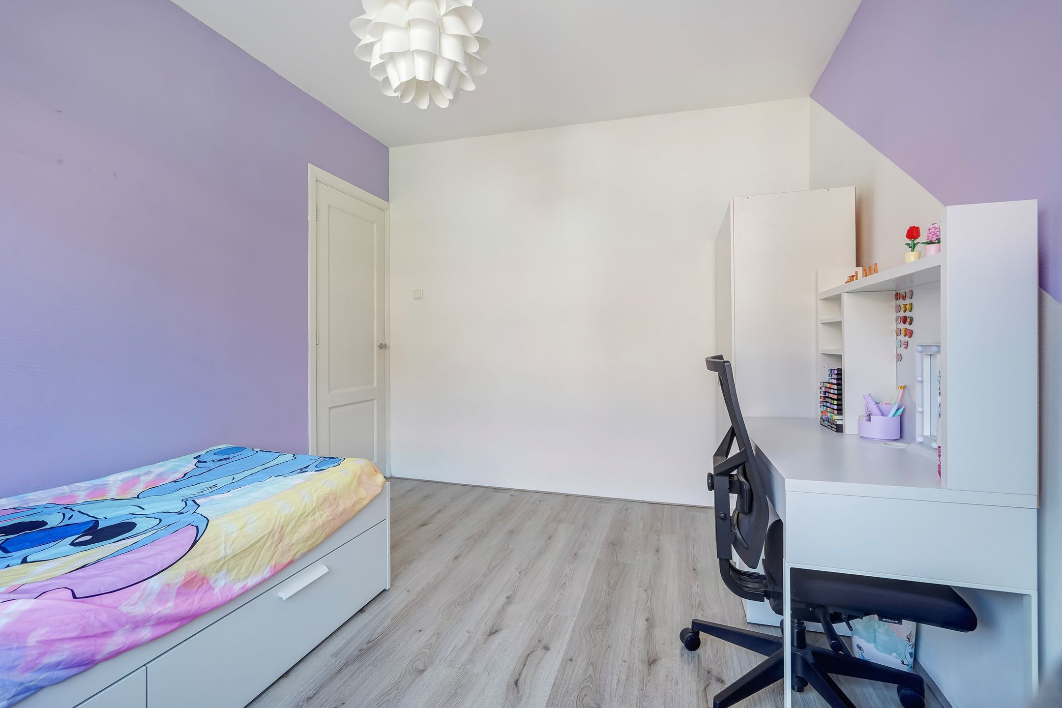 Photo 30 of Boele van Hensbroekstraat 42