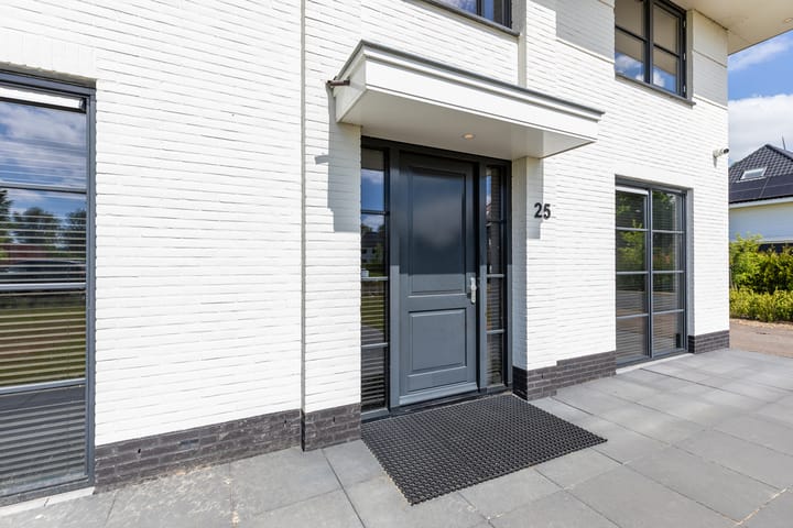 Photo 3 of William Jamesstraat 25