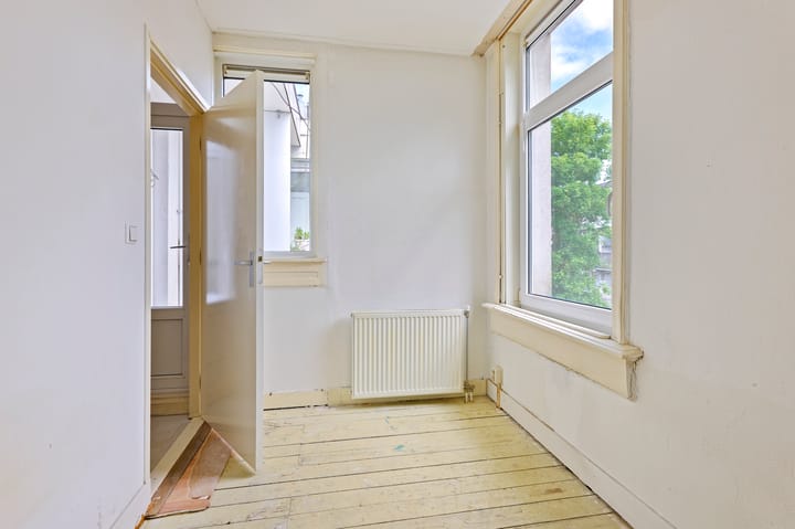 Foto 8 van Van Bossestraat 11-3