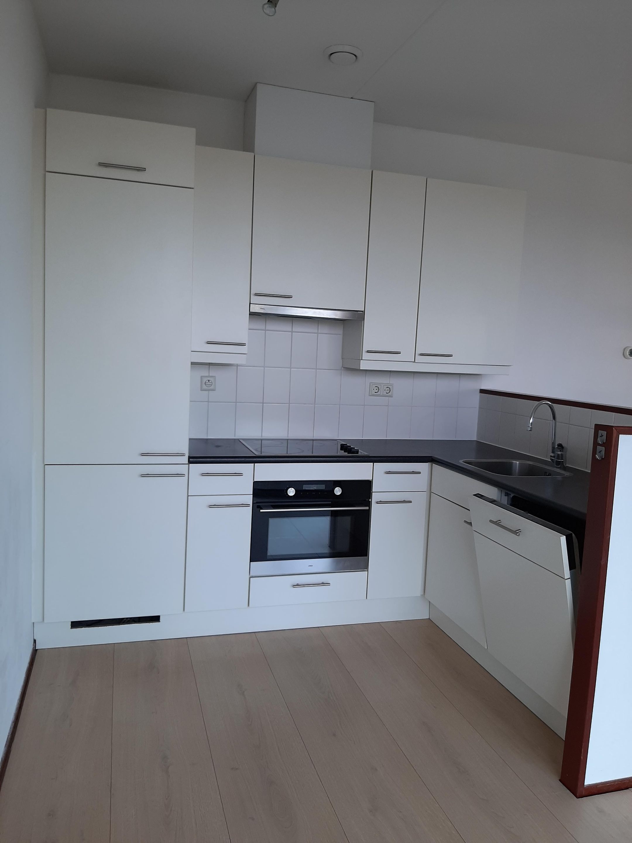 Foto 15 van Carolina MacGillavrylaan 266