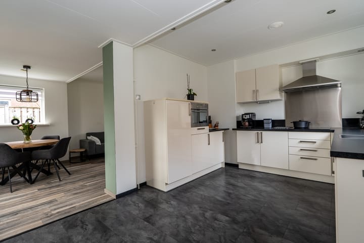 Foto 10 van Albert Harkemaweg 54