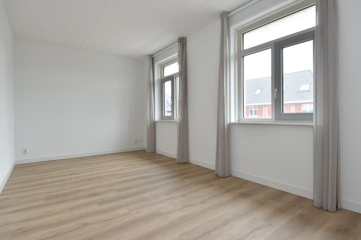 Foto 27 van Doris Lessinglaan 127