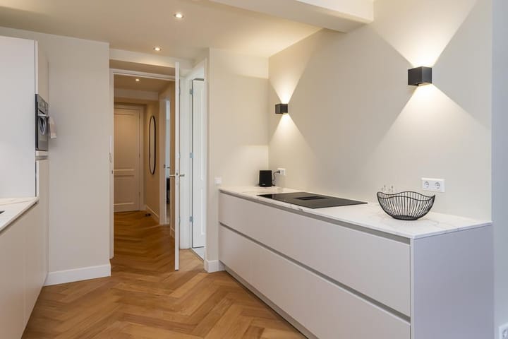 Photo 7 of Oranjestraat 2