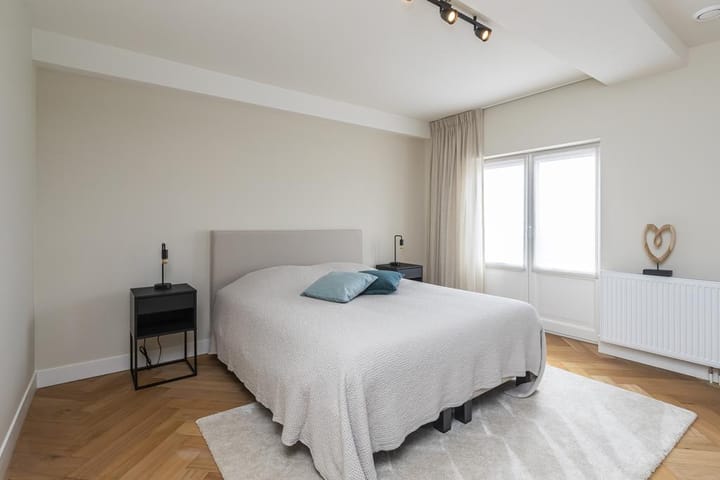 Photo 20 of Oranjestraat 2