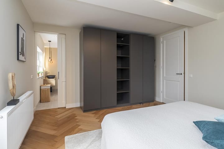 Photo 21 of Oranjestraat 2