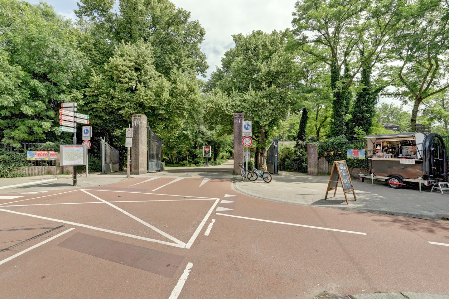 Photo 19 of Zocherstraat 57-1