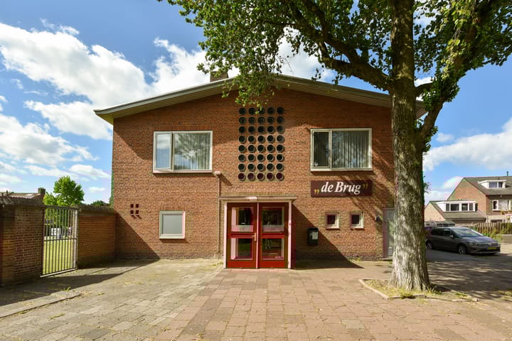 Photo 2 of Van Wassenaerstraat 9