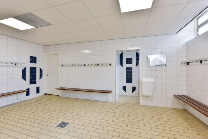 Photo 8 of Van Wassenaerstraat 9