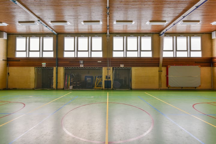 Photo 18 of Van Wassenaerstraat 9